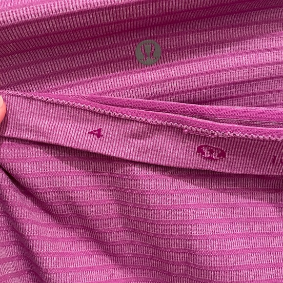 Lululemon swiftly tee - Picture 3 of 3
